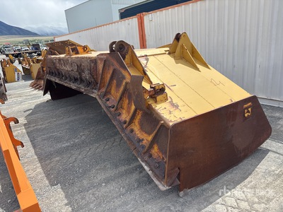 240 in Semi-U Dozer Blade