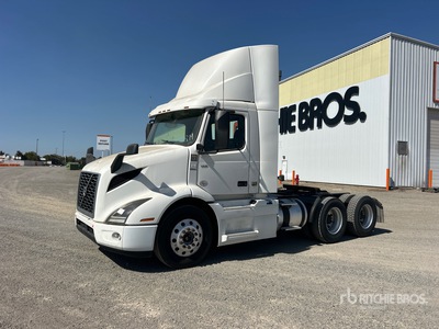 2020 Volvo VNR 6x4 تراكتور شاحنة نهارية (ثنائية المحور)