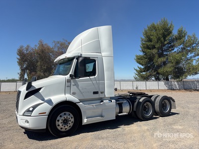 2020 Volvo VNR 6x4 T/A Day Cab Truck Tractor
