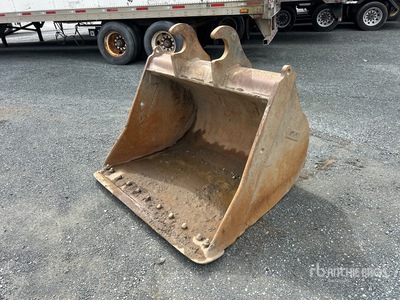 WBM 58 in Q/C Cleanup Excavator Bucket - Fits Komatsu PC238USLC-11