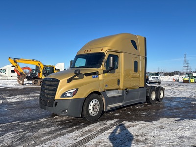 2020 Freightliner Cascadia 126 6x4 T/A Sleeper Truck Tractor