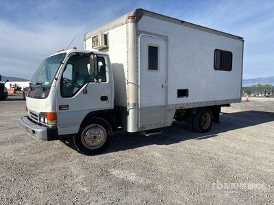 2005 GMC W4 4x2 Camión Portamaquinaria