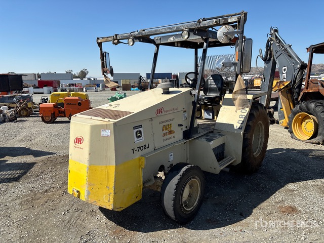 2006 Ingersoll Rand T-708J Industrial Tractor