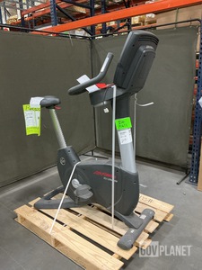 Life Fitness 95C Lifecycle Exercise Bike
