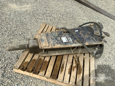 2011 John Deere HH60 Backhoe Hydraulic Breaker