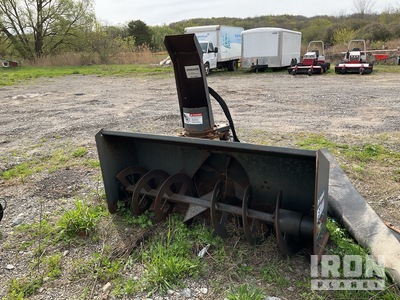 Bobcat SB240 72 in Snow Blower attachment Divers - Équipement de déneigement