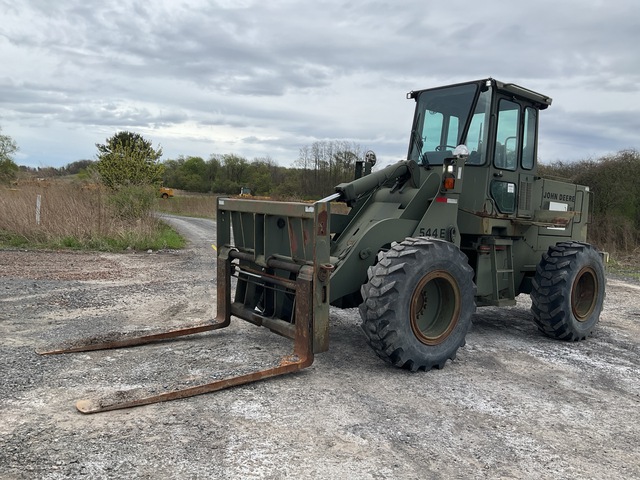 1992 John Deere 544E Wheel Loader 1992 John Deere 544E Wheel Loader
