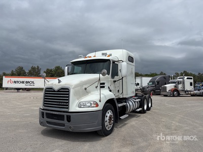 2014 Mack CXU613 6x4 T/A Slaapcabine Trekker