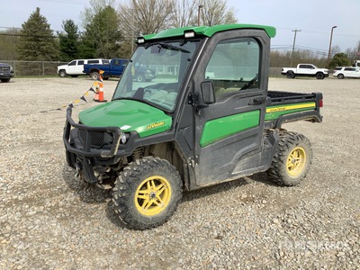 2020 John Deere XUV 835R 4x4 Véhicule utilitaire