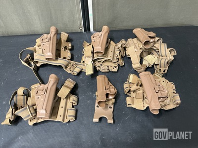 (19) Pistol Holster Kits