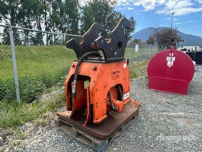 NPK C10C-C1100 40 in مرفق ضاغط اللوحة - Fits John Deere 3754G