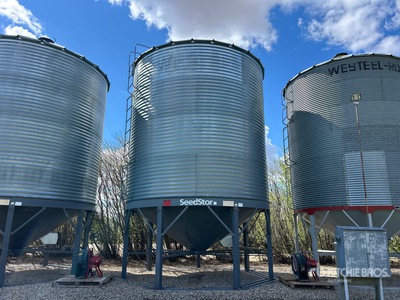 Westeel +/- 2650 bu 4 Ring Hopper Grain Bin