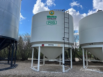 Westeel +/- 1400 bu Smooth Wall Hopper Grain Bin