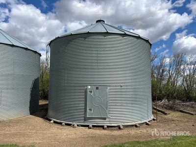 Westeel-Rosco +/- 3300 bu 5 Ring Grain Bin