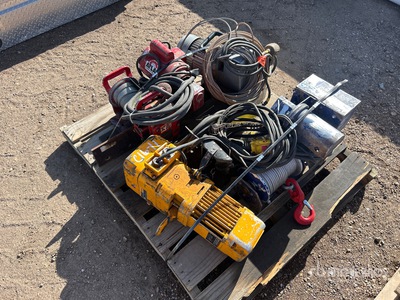 Quantity of (4) Electric エクイップメントウィンチ