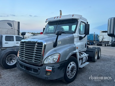 2012 Freightliner Cascadia 125 6x4 T/A Day Cab Truck Tractor