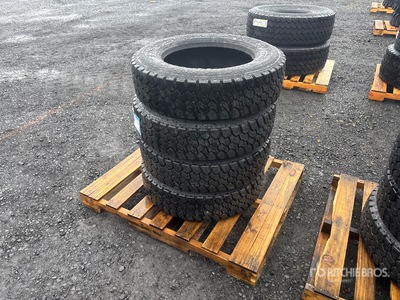 Quantity of (4) 225/70R19.5 Opony (Unused)