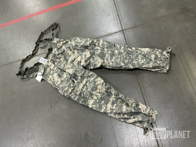 (30) Pairs of Cold Weather Trousers