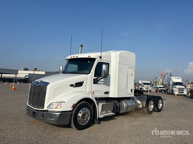 2016 Peterbilt 579 2016 Peterbilt 579 6X4 T/A Sleeper Truck Tractor