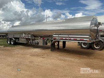 2013 Youngs A-000 SA T/A Fuel tanker Fuel Trailer