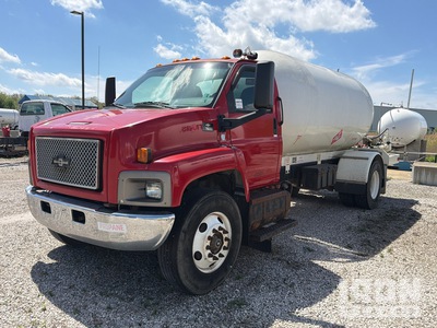 2009 Chevrolet C7500 4x2 Propane Delivery Truck