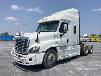 2017 Freightliner Cascadia 125 6x4 Tractocamion con Dormitorio / T/A Sleeper Truck Tractor