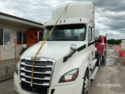 2020 Freightliner Cascadia 126 6x4 Cabeza Tractora Cabina Corta