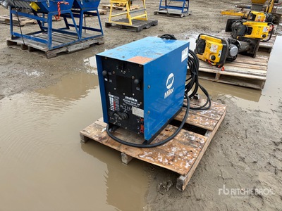 1987 Miller Econo Twin 150 A Electric Welder
