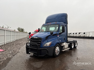 2019 Freightliner Cascadia 116 6x4 T/A Day Cab Truck Tractor