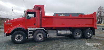 Kenworth T800 8x4 Twin-Steer T/A Dump Truck