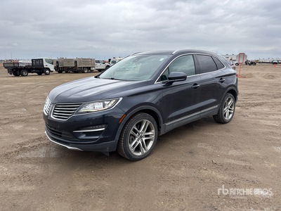 2015 Lincoln MKC AWD  سيارة رياضية متعددة الاستخدامات