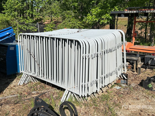 Quantity of (40) 6 ft 7 in x 4 ft Temporary Fencing