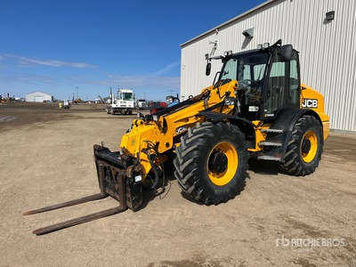 2022 JCB TM420 Telescopic Pala gommata