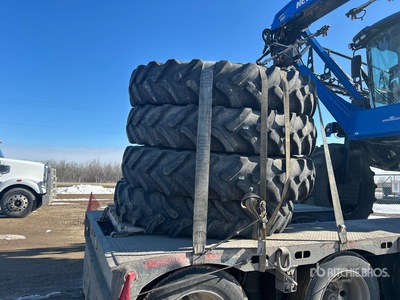 2019 New Holland SP310F 121 ft 4x4 High Clearance Self-Propelled Sprayer