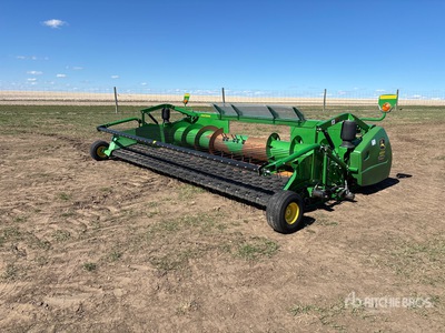 2018 John Deere 615P 15 ft Pick-Up für Mähdrescher