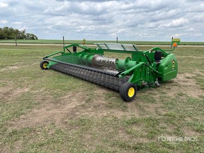 John Deere 615P 15 ft Moissonneuse-batteuse Pickup Header