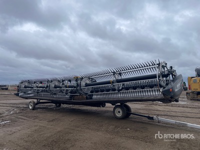 2023 MacDon FD240 40 ft Flex Draper Schneidwerk