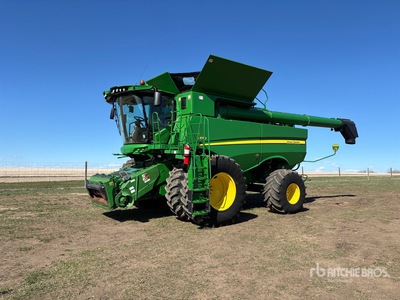 2017 John Deere S780 Mähdrescher