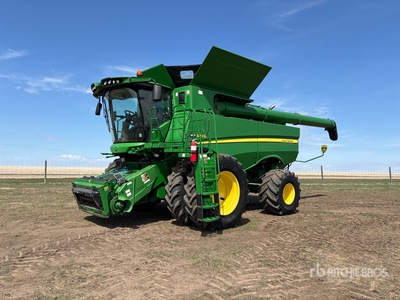 2016 John Deere S680 Mähdrescher