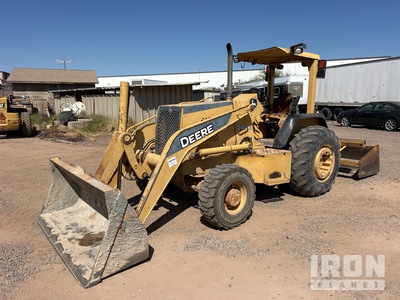 John Deere 210LE 4x4 Landscape Loader
