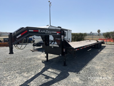 2023 East Texas 40 ft T/A Gooseneck Equipment Trailer