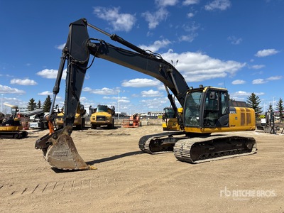 2013 John Deere 210G LC Tracked Excavator