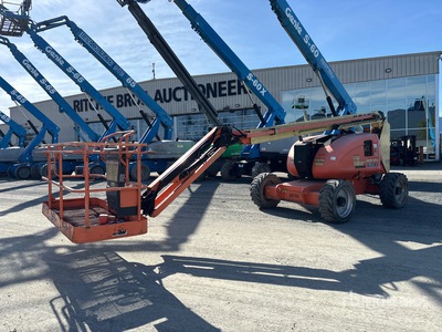 2013 JLG 600AJ 4WD Diesel Articulating Boom Lift