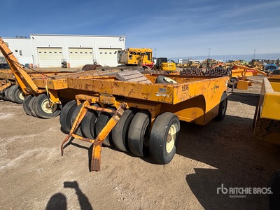 2007 WRT PT15 10 ft x 8 ft Wobbly Wheel Pull Behind Compactor