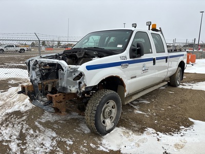 2007 Ford F-350 XLT 4x4 Crew Cab Pickup (Inoperable)
