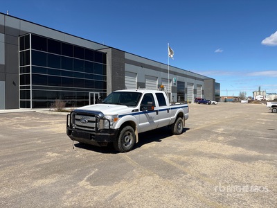 2011 Ford F-350 XLT 4x4 Crew Cab Pickup