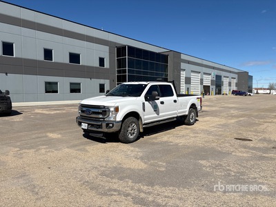2021 Ford F-250 XLT 4x4 Crew Cab Pickup