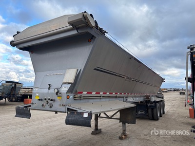 2009 Trail King 41 ft Tri/A Rimorchio fondo mobile