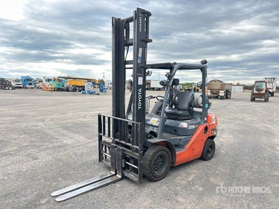 2017 Toyota 32-8FD25 Forklift
