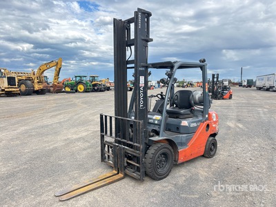 2017 Toyota 32-8FD25 Forklift